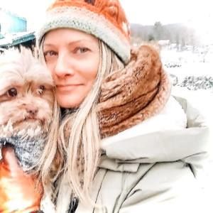 Meet your Posher, Monica